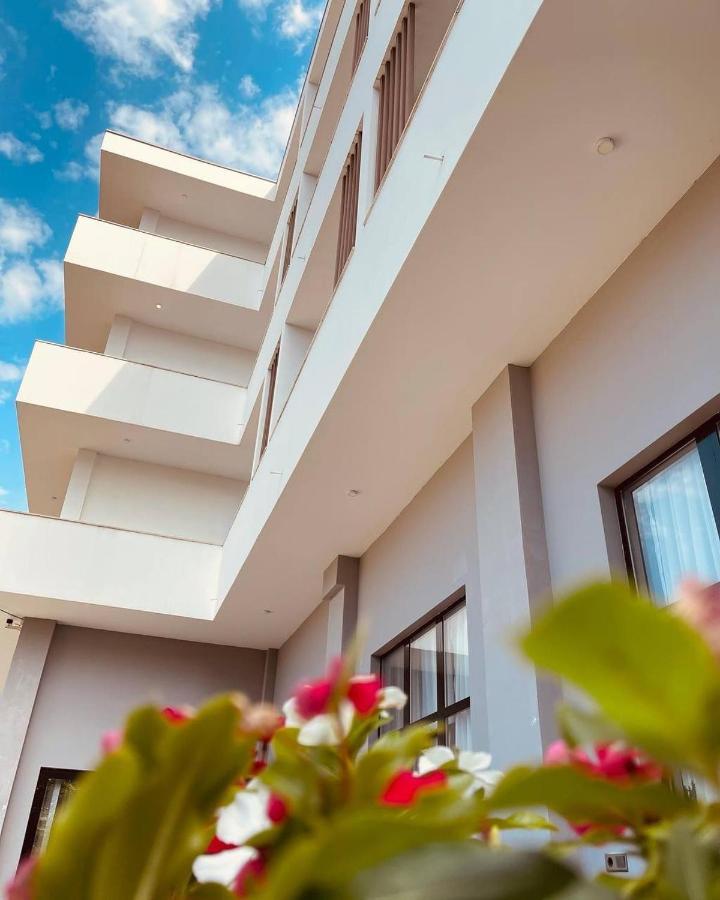 Abaash Hotel Afon New Athos 외부 사진